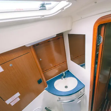 Narayana Sailing Yacht Hotel Figueira da Foz